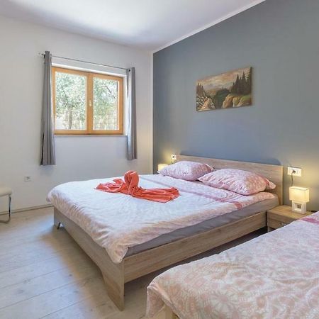 Apartments Klaudija PUY 외부 사진