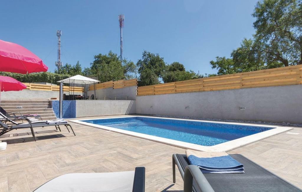 Apartments Klaudija PUY 외부 사진