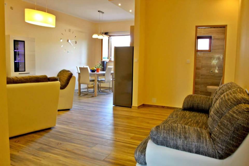 Apartments Klaudija PUY 외부 사진