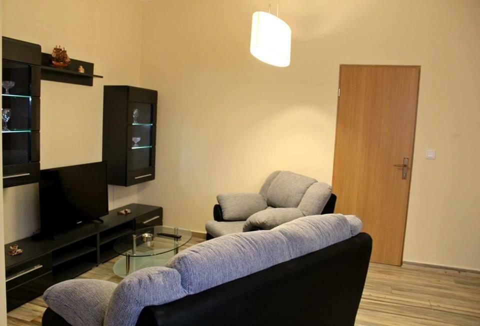 Apartments Klaudija PUY 외부 사진