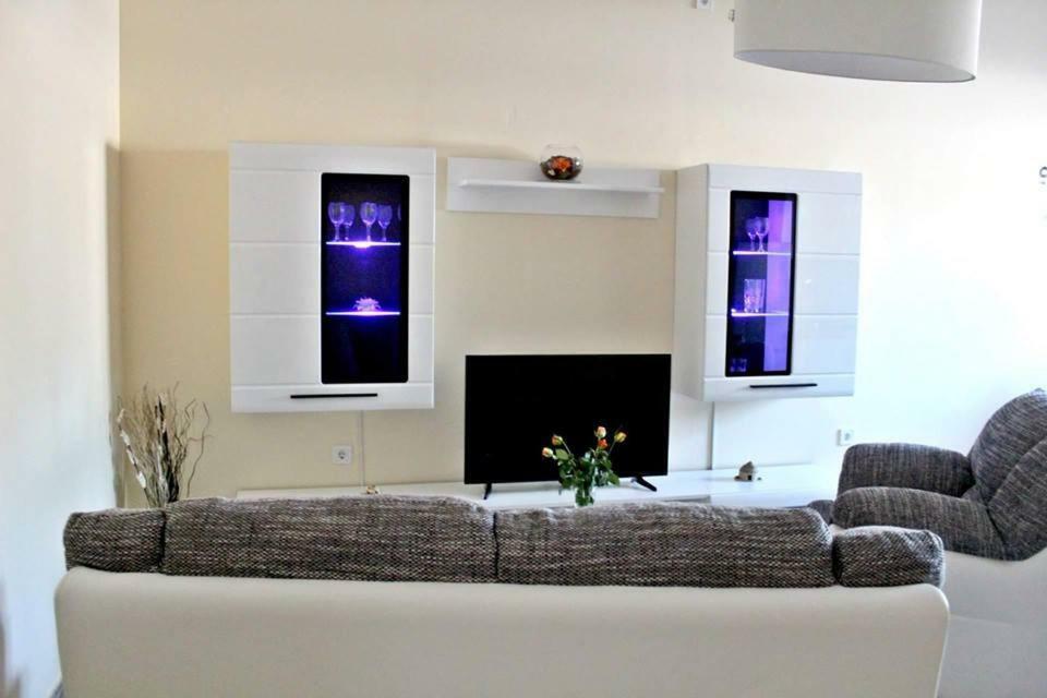 Apartments Klaudija PUY 외부 사진