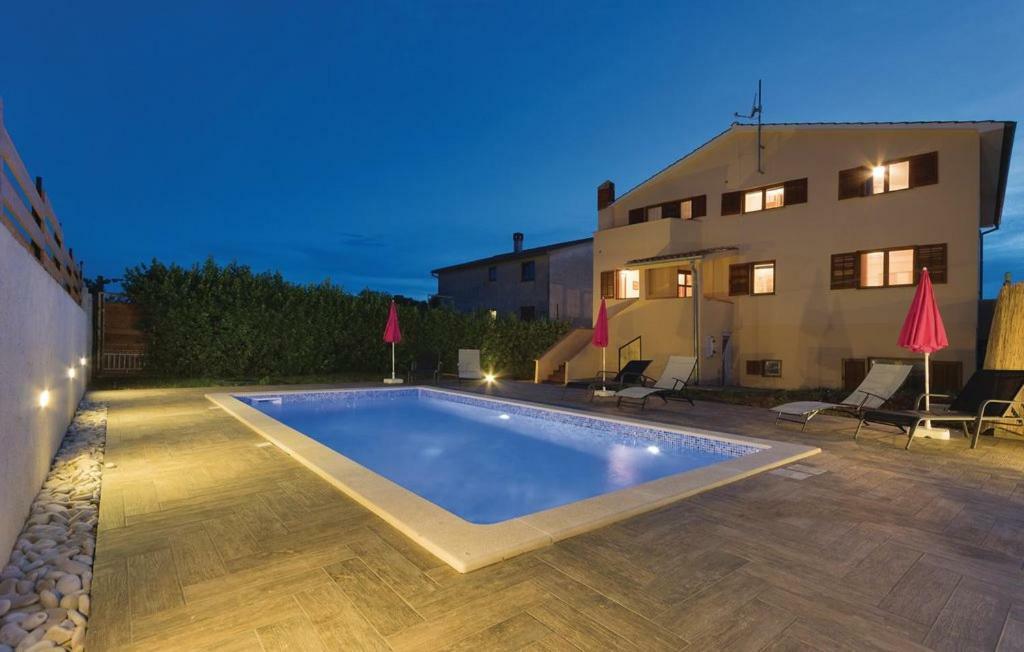 Apartments Klaudija PUY 외부 사진